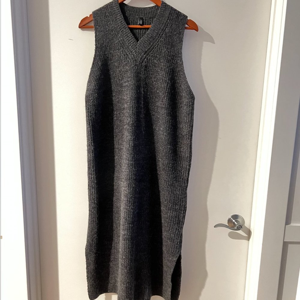 Sleeveless Sweater Dress V Neck